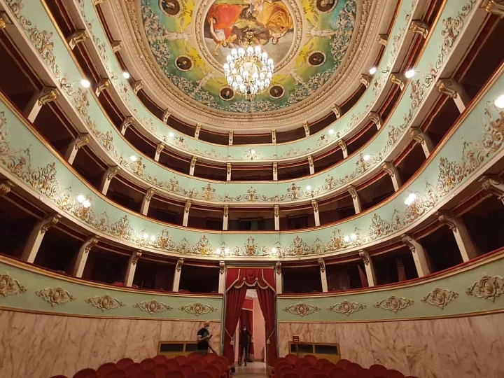 Teatro Serpente Aureo
